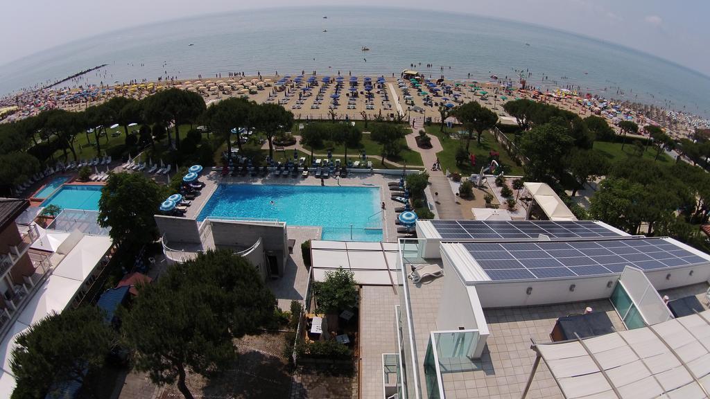 Park Hotel Ermitage Resort & Spa Лідо-ді-Єзоло Екстер'єр фото
