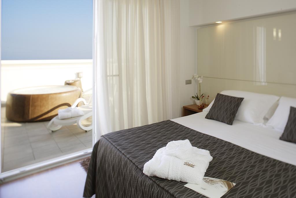 Park Hotel Ermitage Resort & Spa Лідо-ді-Єзоло Екстер'єр фото