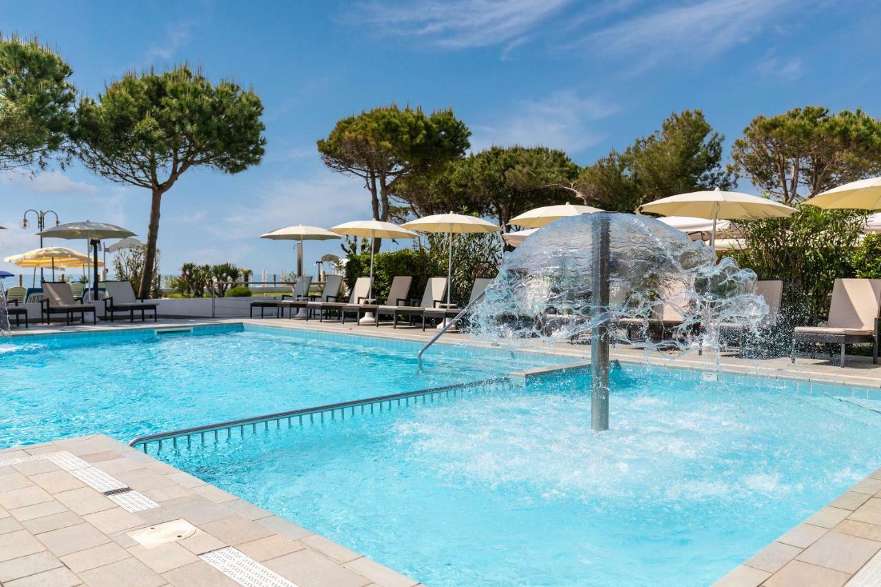 Park Hotel Ermitage Resort & Spa Лідо-ді-Єзоло Екстер'єр фото